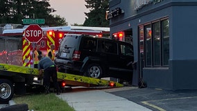 SUV crashes into Sheboygan cellphone store