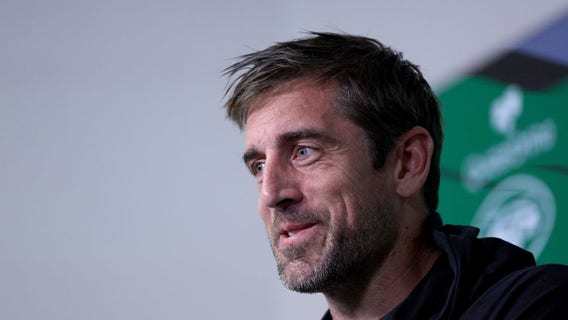 Aaron Rodgers' agent demanded Packers fire Brian Gutekunst in 2021; QB places blame on GM for breakup: report