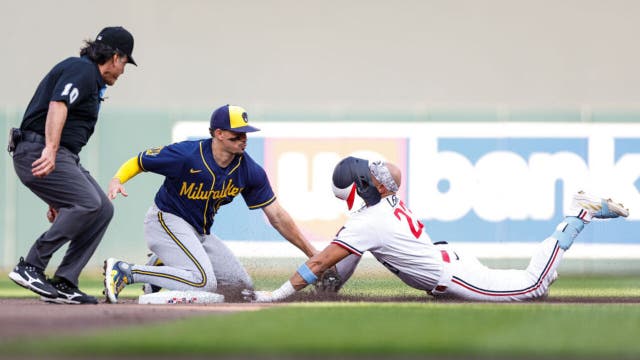 Brewers fall to Twins, Correa's 2-run HR caps 4-run 9th