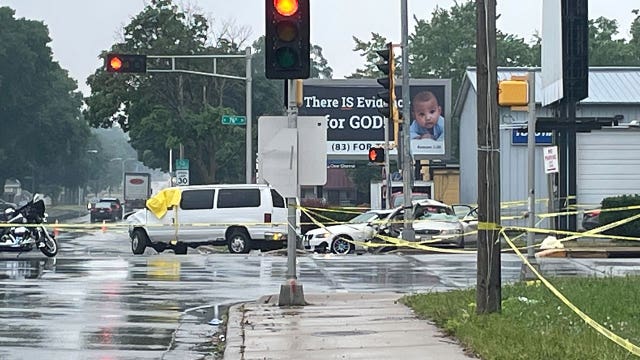 76th and Florist crash; Milwaukee man charged, arrest warrant issued