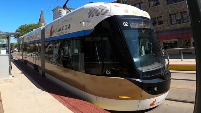 $353M Milwaukee streetcar expansion planned; funding 'a challenge'