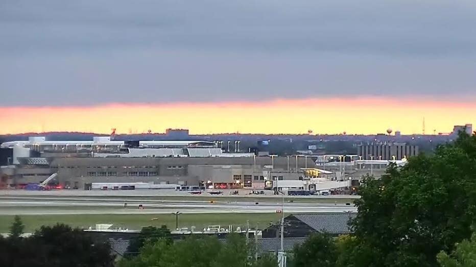 JetBlue plane diverted to Milwaukee Boston to California flight