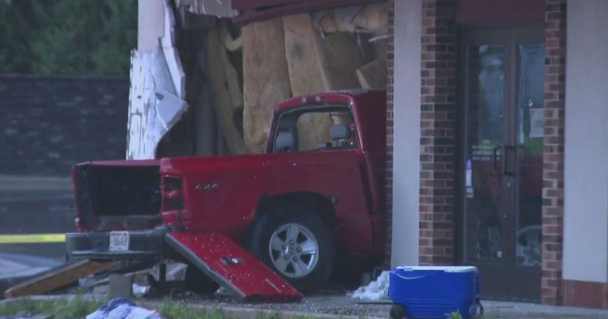 Truck crashes into Kenosha building; 2 dead, 3 hurt | FOX6 Milwaukee