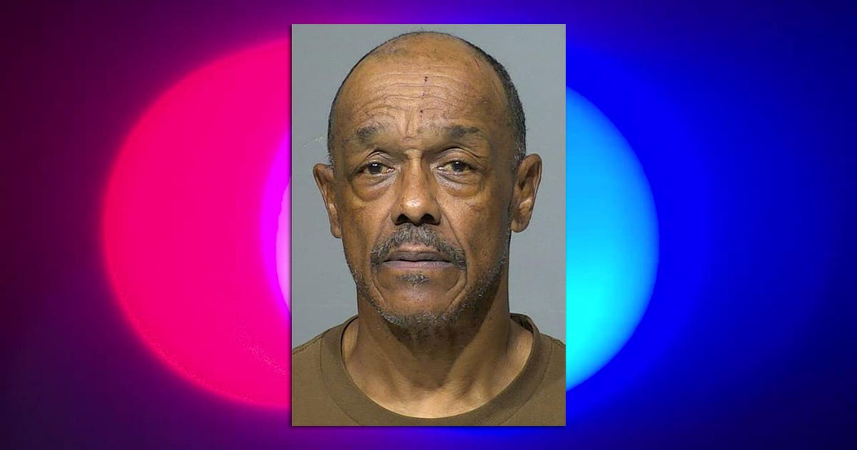 Milwaukee man charged, aimed gun at officers during standoff | FOX6 ...