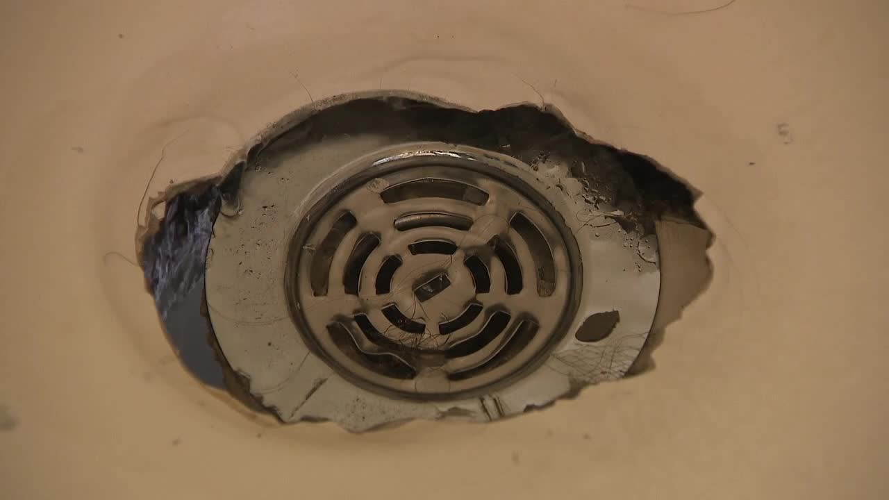 Plumber problem: Milwaukee woman left with horrific situation - Vimarsana News