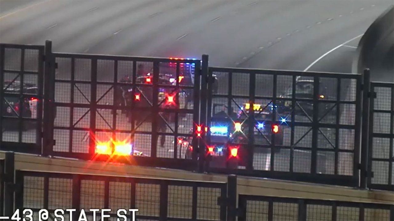 Milwaukee police chase, rollover crash near Marquette Interchange