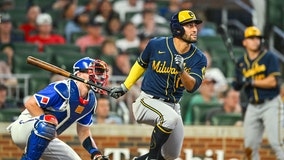 Brewers fall to Braves, Atlanta scores 4 in 7th