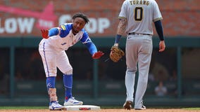 Braves sweep Brewers, Crew loses Sunday 8-6