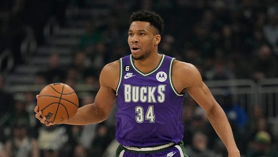 Giannis Antetokounmpo knee surgery 'routine,' coach says