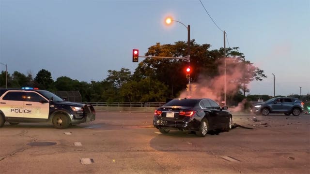 Milwaukee police chase ends with crash at 8th and North