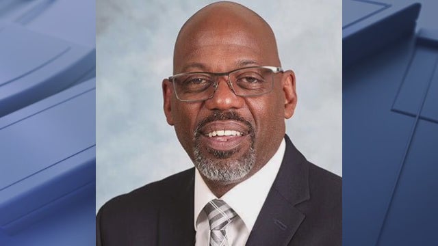 Police commissioner caught with sex worker resigns from Detroit board