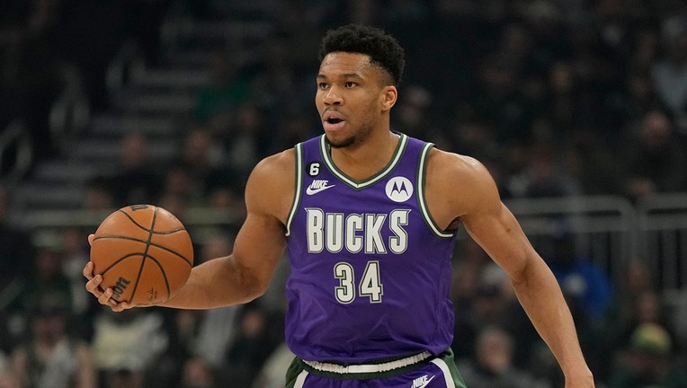 Giannis Antetokounmpo third in jersey sales, Bucks fifth as a team