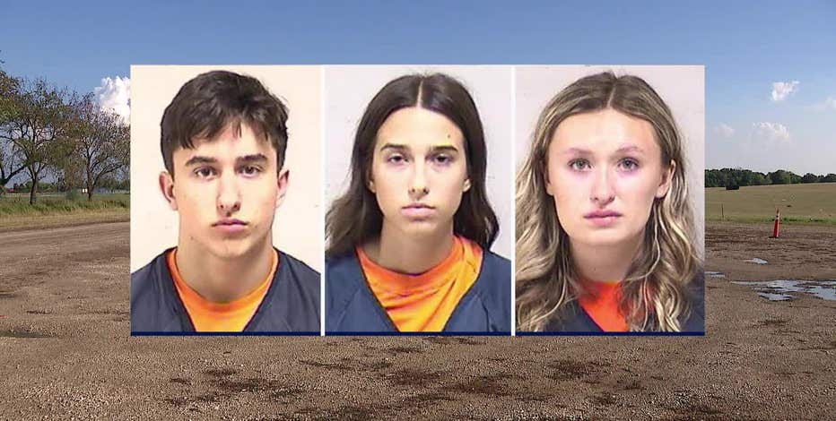 Country Thunder wristbands stolen, Illinois group accused