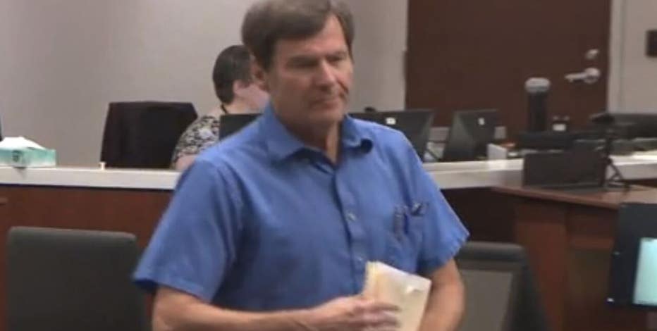 Timothy Hoeller Carroll threats case; DA seeks new mental evaluation