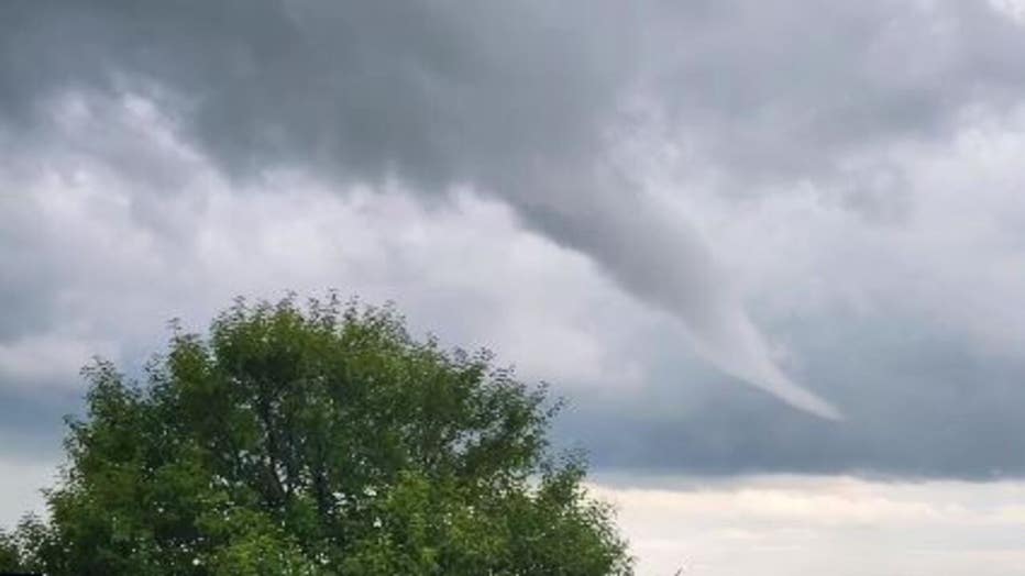 Tornado warning, Walworth County | FOX6 Milwaukee