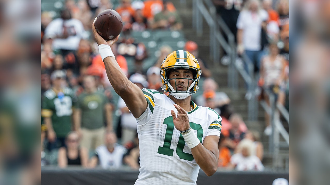 Sean Clifford confirmed as Packers' backup quarterback