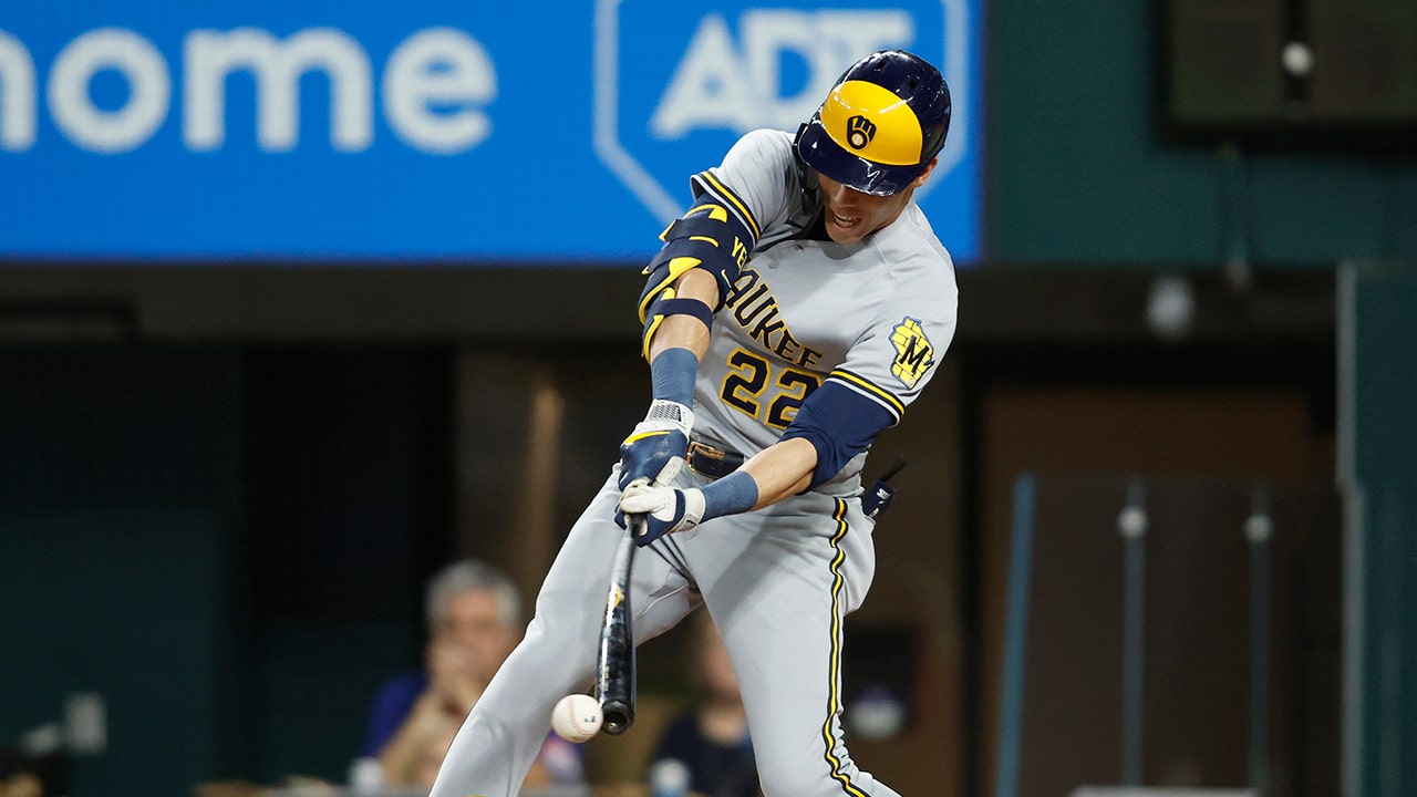 Adames, Santana each hit in two runs to lead Brewers over Rangers