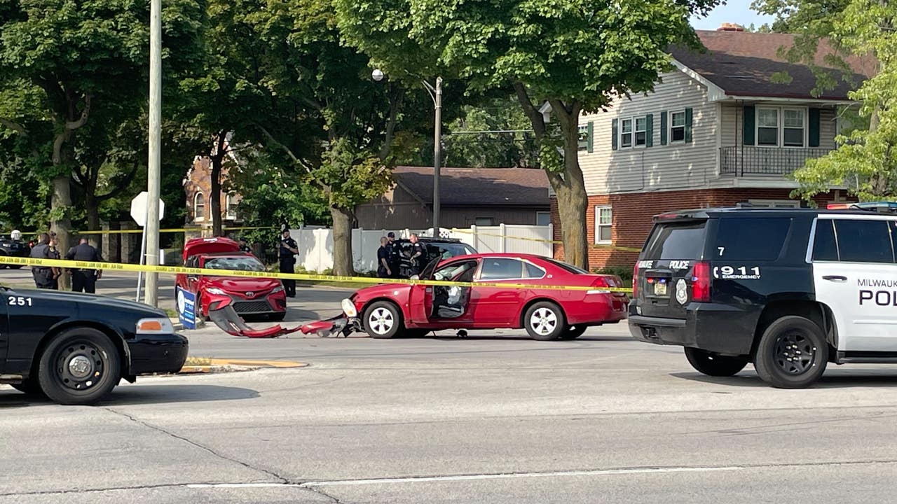 Milwaukee Police Chase, Crash; Teenager Arrested | FOX6 Milwaukee