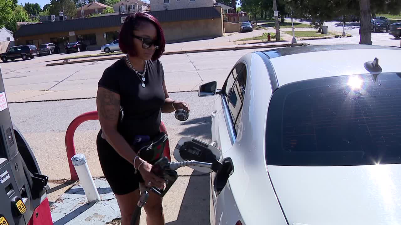 Gas prices frustrate drivers, Midwest heat wave a factor in spike