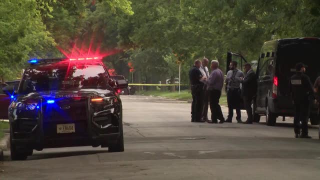 Milwaukee shootings Saturday; 2 dead, 14 wounded