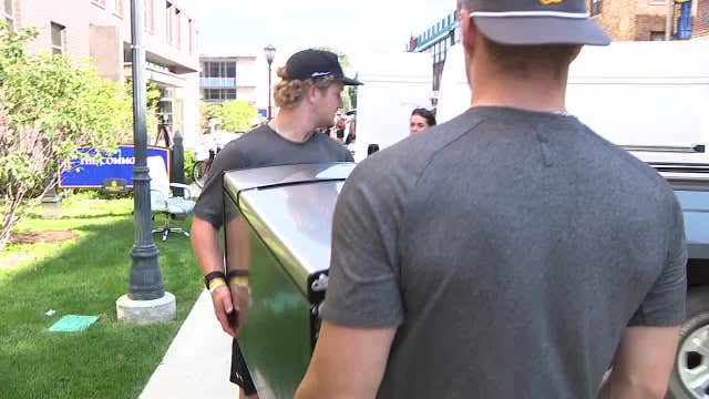 Marquette University move-in day; students, parents battle heat