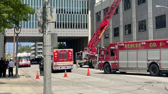 Rockwell Automation fire escape collapse in Milwaukee; 2 hurt