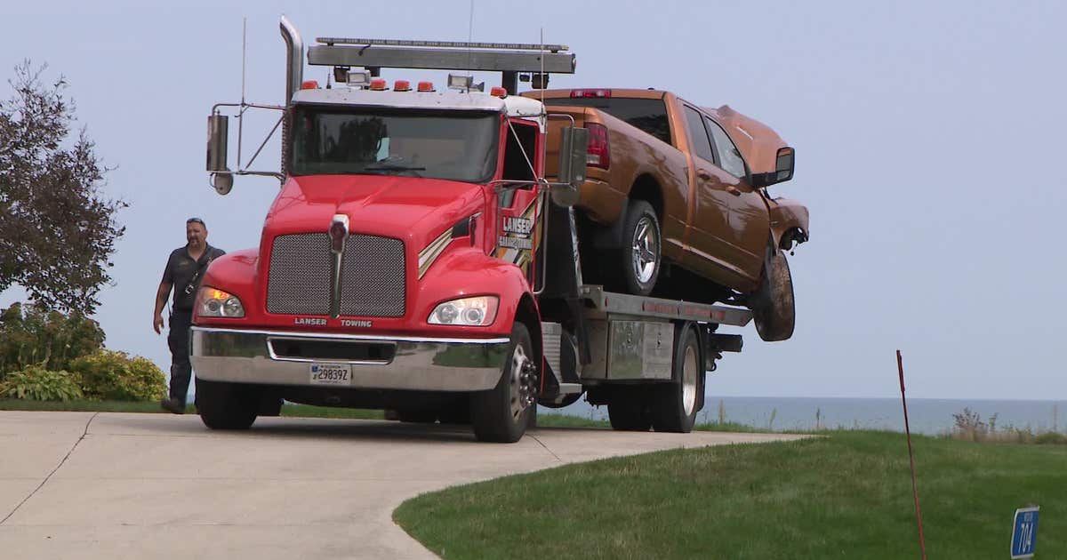 Truck into Lake Michigan, Sheboygan woman dead | FOX6 Milwaukee