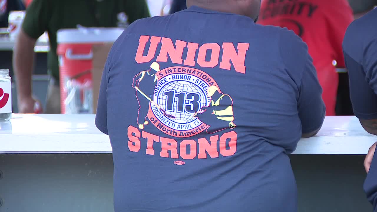 Milwaukee Labor Day celebration; unions making a comeback?