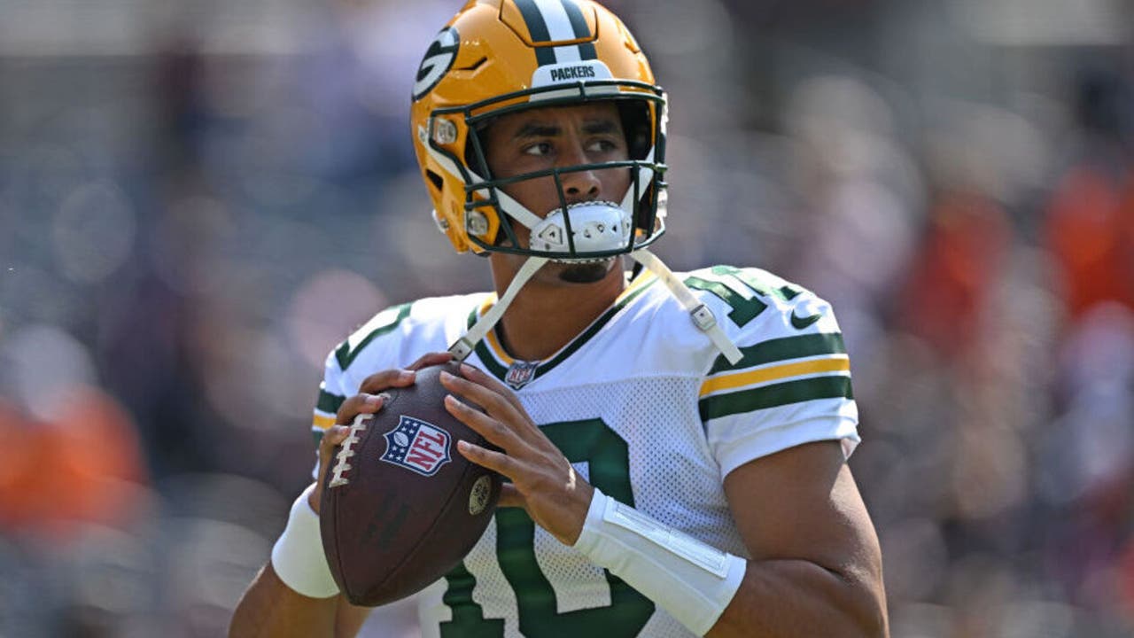 Jordan Love Throws Three Touchdowns as Packers Rout Bears in