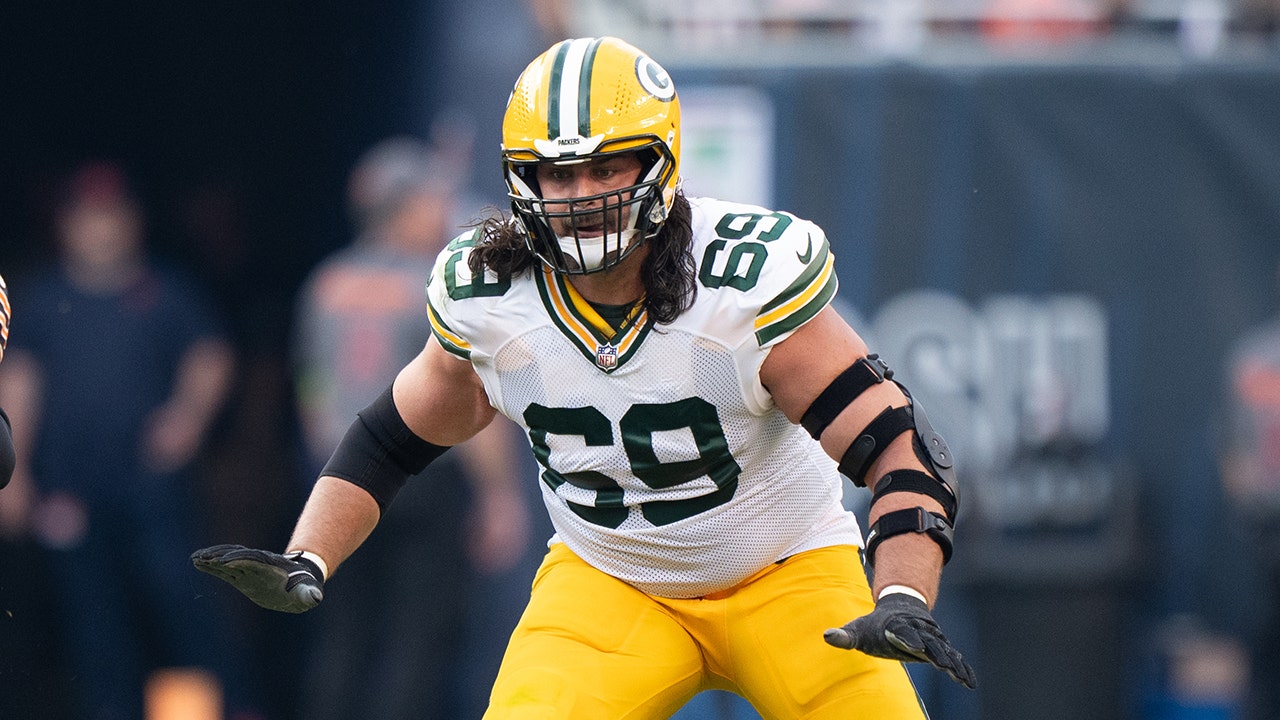 Packers' David Bakhtiari feeling frustrated that his knee issues