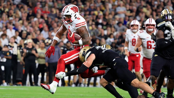 Badgers beat Purdue, Mellusi injured in Big Ten opener