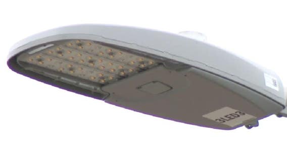 Milwaukee streetlight outages, contractors 'unable to take on more work'