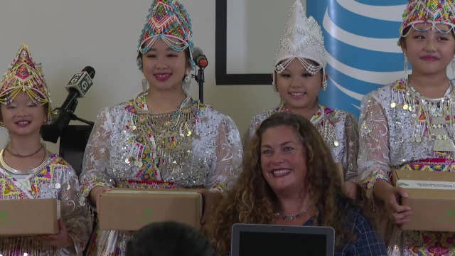 Laptop donations for Milwaukee kids; 'It’s a door to possibilities'