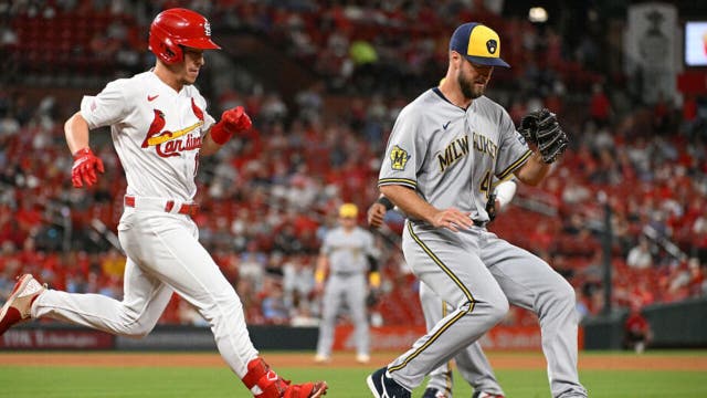 Brewers beat Cardinals 7-3