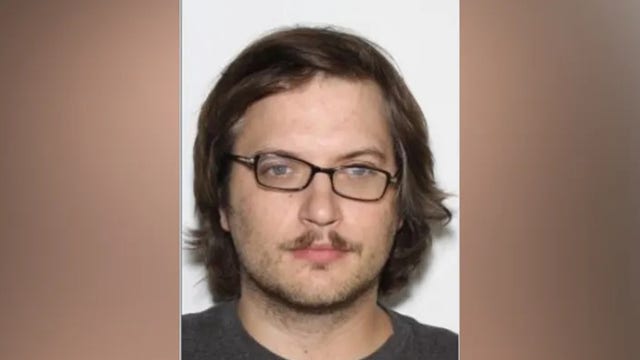 Convicted sexual predator sues mustard company for misleading 'custumers' with packet packaging