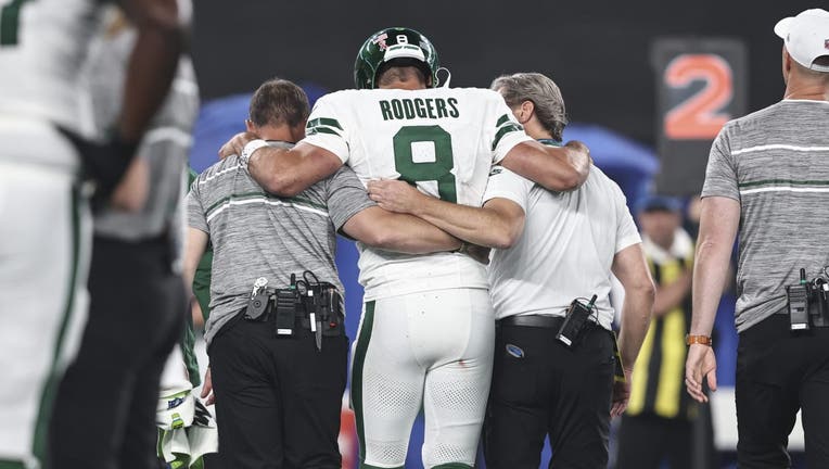 Jets have had 'discussions' with Packers' Aaron Rodgers