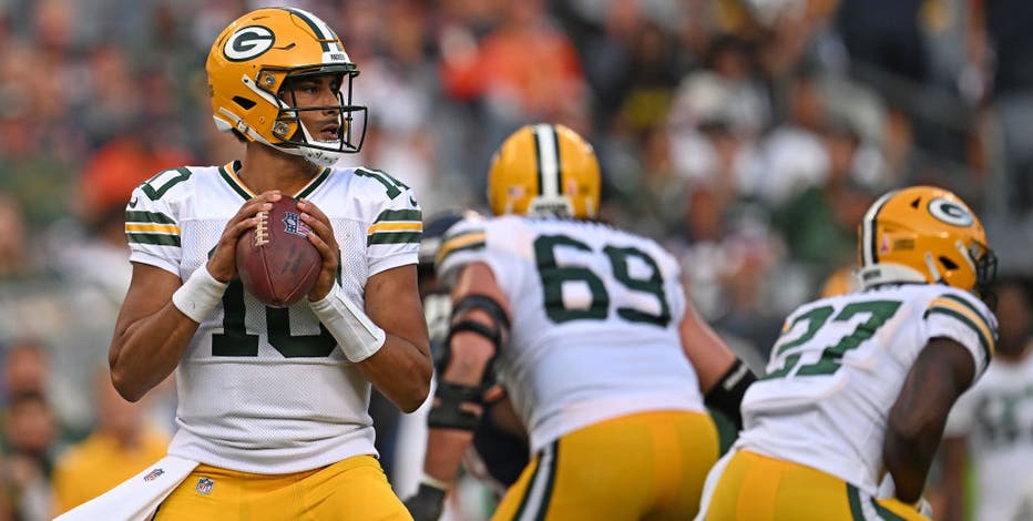 Jordan Love Throws Three Touchdowns as Packers Rout Bears in Opener -  Sports Illustrated Green Bay Packers News, Analysis and More