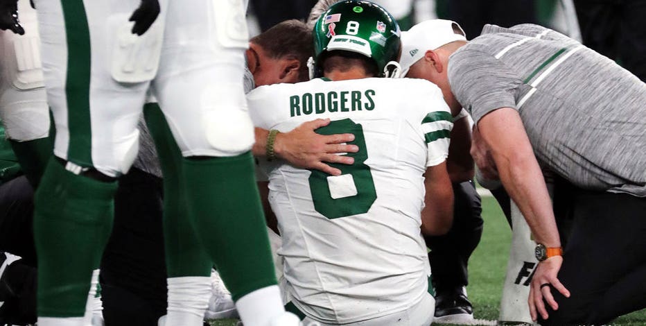 New York Jets QB Aaron Rodgers suffers season-ending Achilles injury 4  plays into New York Jets' debut