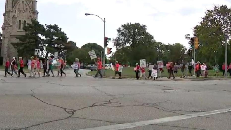 Milwaukee rally seeks gun safety bill hearings in Madison