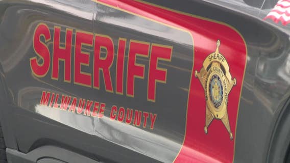 Fatal crash on I-43 in Milwaukee at North Ave., motorcyclist dead