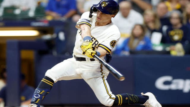 Brewers fall to Diamondbacks, Wild Card Series opener