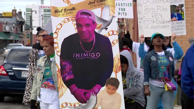 El Rey shooting, Luis Lorenzo's loved ones protest