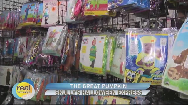 Skully’s Halloween Express; The Giant Pumpkin