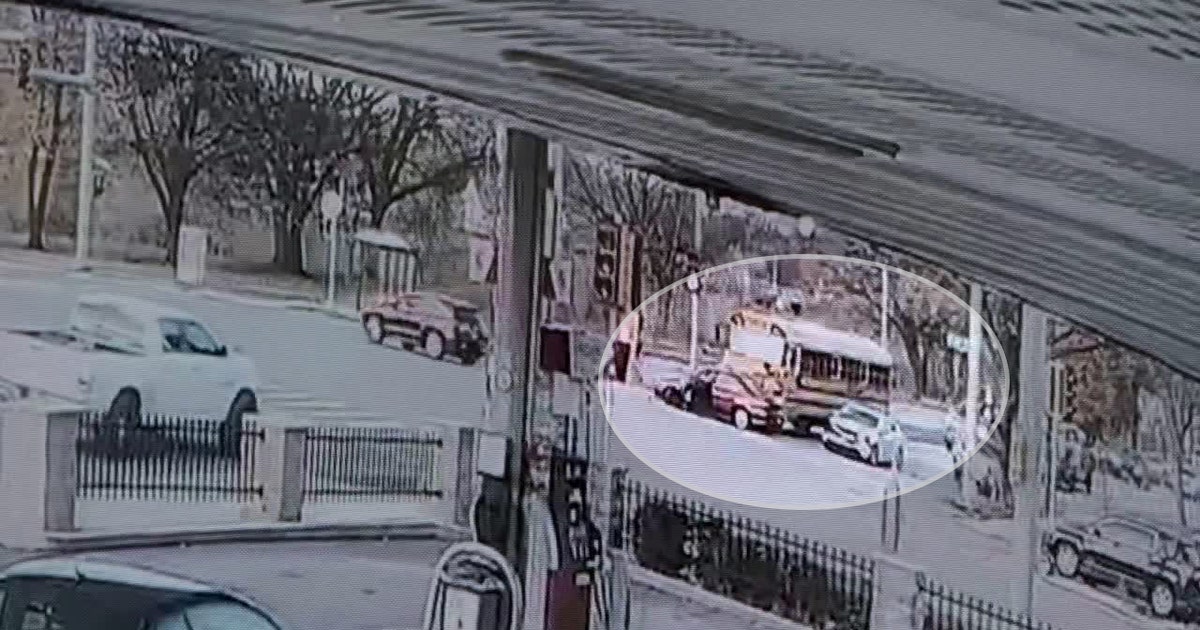 Milwaukee hit-and-run, school bus hit near 60th and Hampton | FOX6 ...