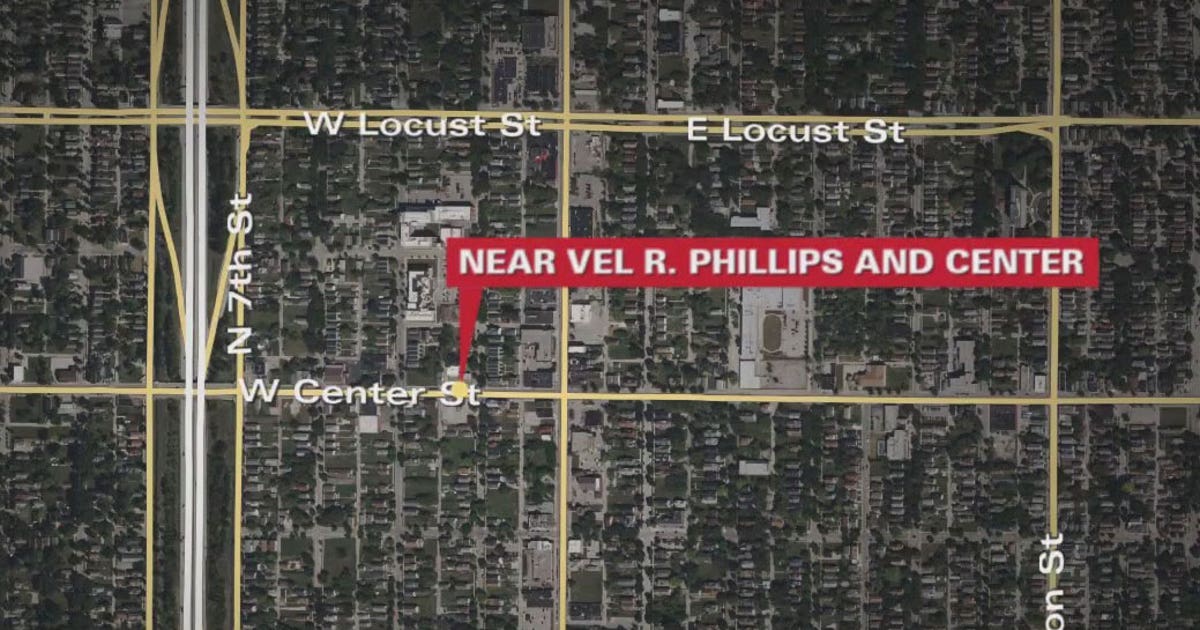 Milwaukee pedestrian struck by vehicle, dies from injuries | FOX6 Milwaukee