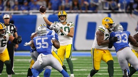 Packers edge Lions on Thanksgiving, Love tosses 3 TDs