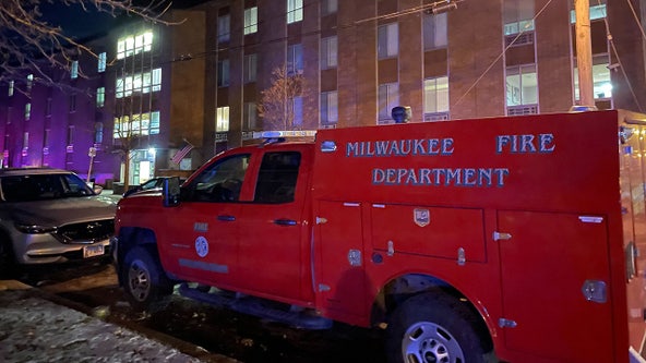 Milwaukee east side fire, 4 people injured
