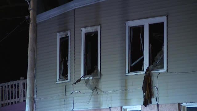 Waukesha Thanksgiving fires; smoke detector present, not working