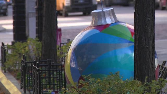 Milwaukee Holiday Lights Festival, Ornament Trail return downtown