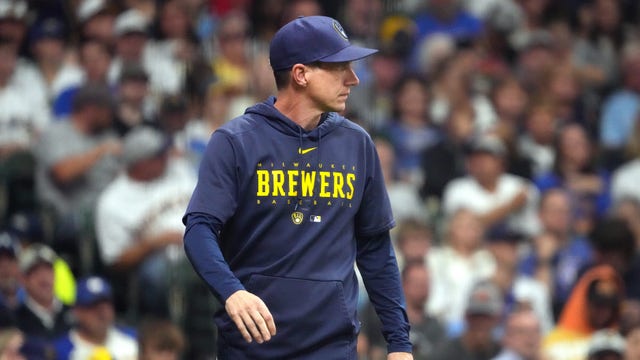 Craig Counsell managing Cubs; Milwaukee grapples with reality